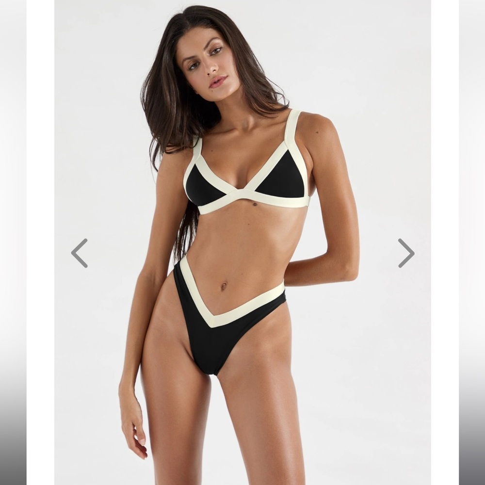 ONE SWIM BIKINI / CAPE